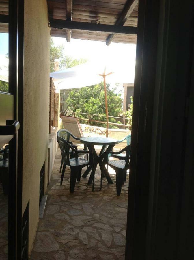 הוילה וילסימיוס Casa Vacanze Is Traias 87 מראה חיצוני תמונה